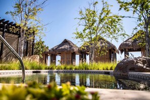 Piscine extérieure, piscine chauffée