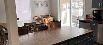 Newly remodeled Riverfront 3 bedroom house on the Great Chazy River with dockage