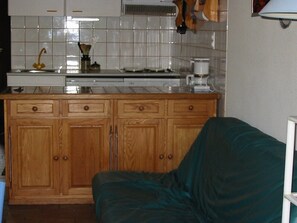 Frigorifero, microonde, forno, lavastoviglie