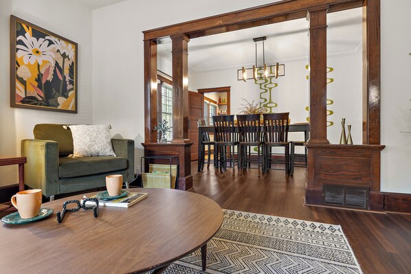 تلفزيون ذكي، كُتُب