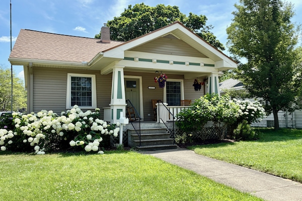 Welcome to Always Lincoln 2.. large home with space to hang and enjoy