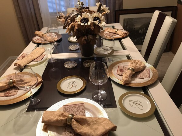 Dining - Spacious newly renovated, w/air 3 bedroom home on corner lot- park 2 cars (Birmingham)