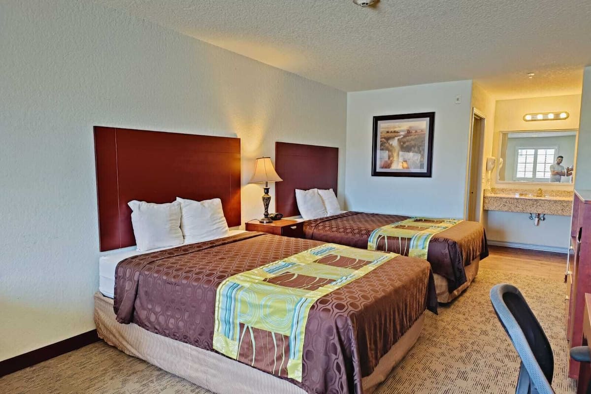 Desk, iron/ironing board, free WiFi, bed sheets