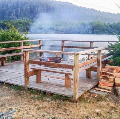 Meadowview Clean & Comfortable Home by River Side