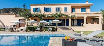 Villa Etruria close to Playa d'en Bossa