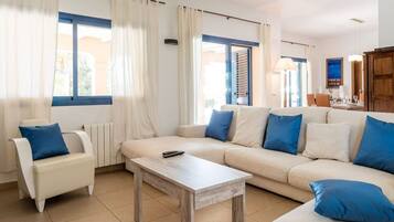 Chimenea y tenis de mesa