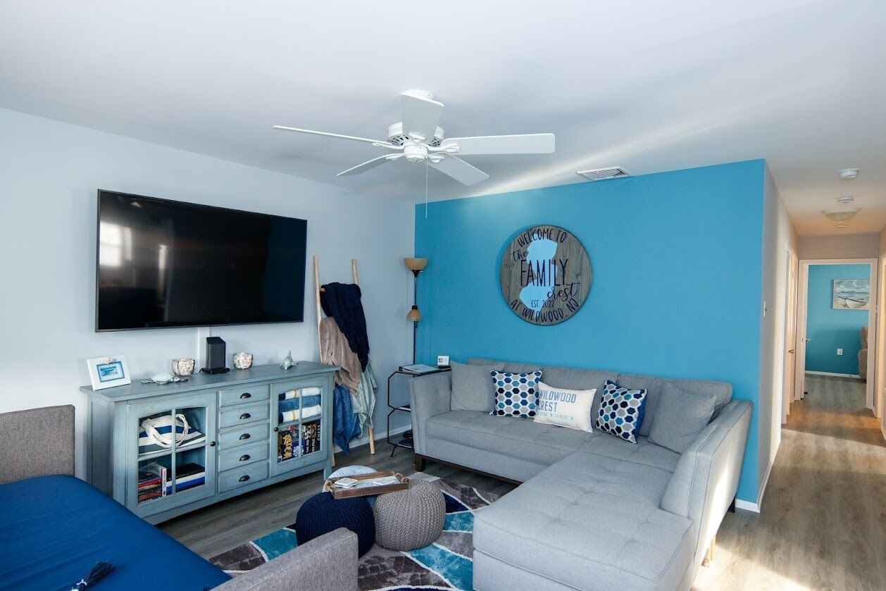 Newly remodeled 3 BR, 2 Bath shore house sleeps 10.