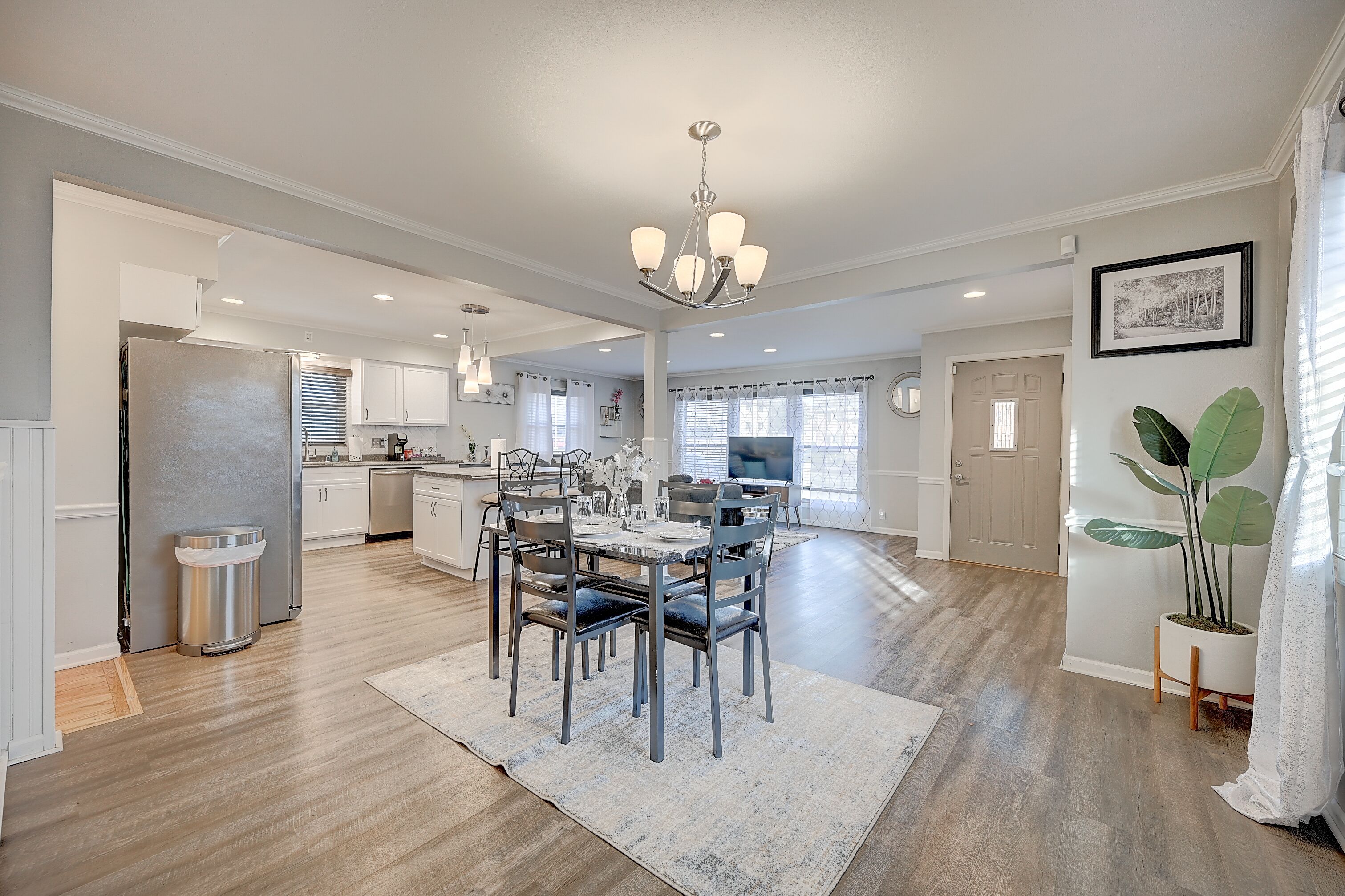 Beautiful Wauwatosa Brick Ranch Located in the Center of Milwaukee