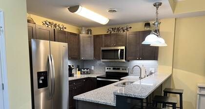 Luxury Riverfront spacious Condo in Perfect Location near Tanger Outlets