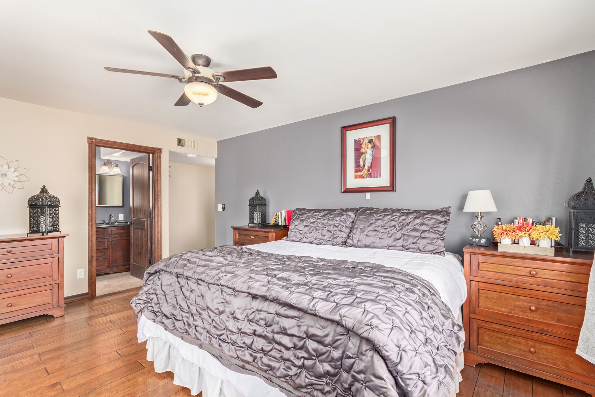 Comfort Hideaway Cave Creek, Sparkling Pool, Scenic backyard, Amazing Sunsets, BBQ, Cowboy Life!