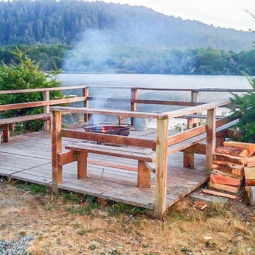 Riverview Clean and Cozy Home by the River - upstairs above office