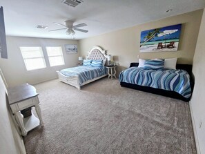 3 bedrooms, desk, iron/ironing board, travel cot