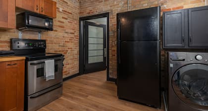 Newly Remodeled Apartment in Downtown South Haven