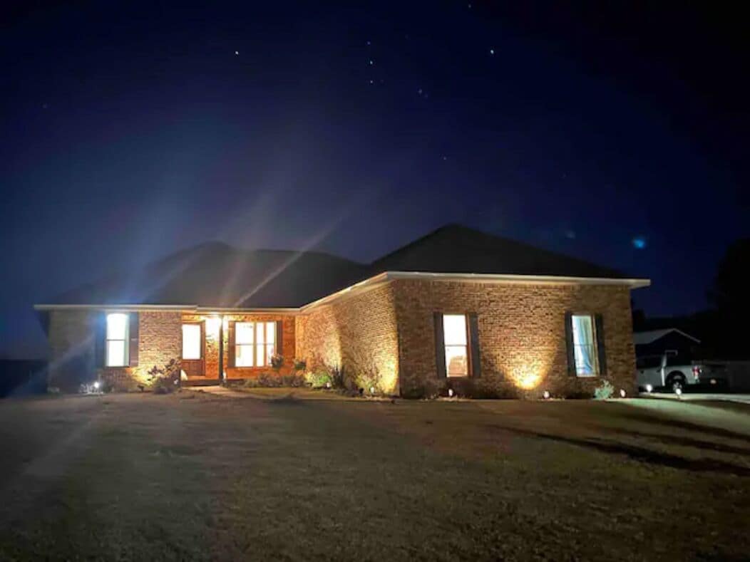 *Veteran Owned* Visit Local Beaches  & Art Downtown