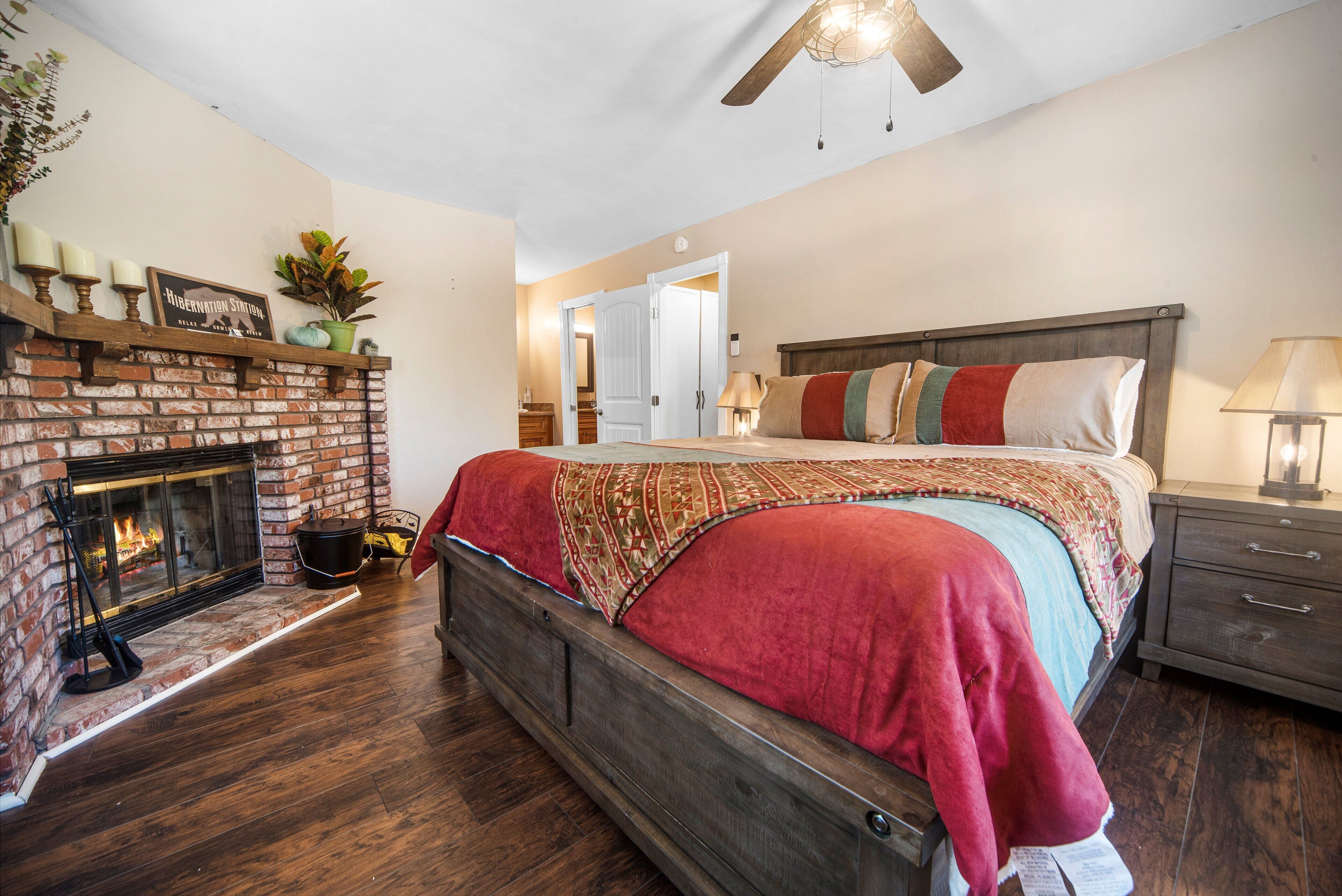 Middle Bear Chalet -Perfect getaway for a weekend in the mountains!