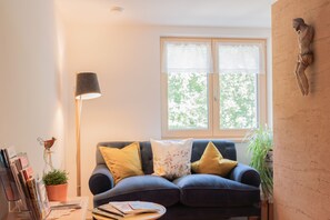 TV - Room Freude (1-2 persons) - Moosbrugger Rosmarie - Haus WohlSEIN (Schoppernau)