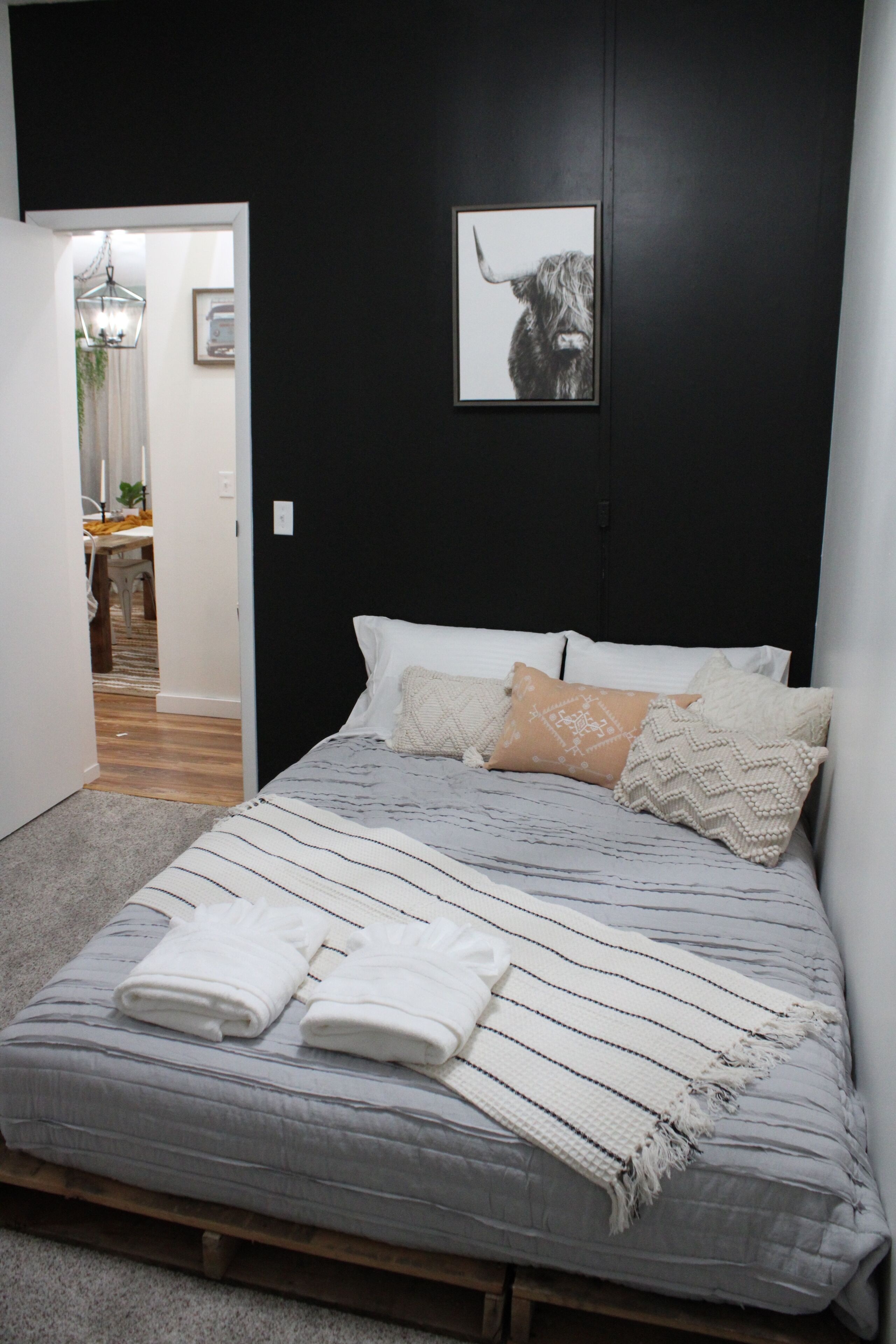 3 chambres, fer et planche à repasser, Wi-Fi gratuit, draps fournis