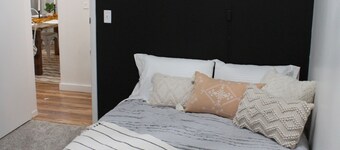 Quiet Family Friendly Home on Gravel Road --- 25 min from Lake Huron