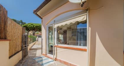 Azzurro Mare 100 m from the Seccheto beach