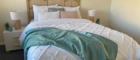 3 habitaciones, tabla de planchar con plancha y wifi gratis