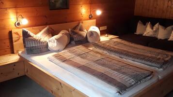 3 Schlafzimmer, Reisekinderbett, WLAN, Bettwäsche