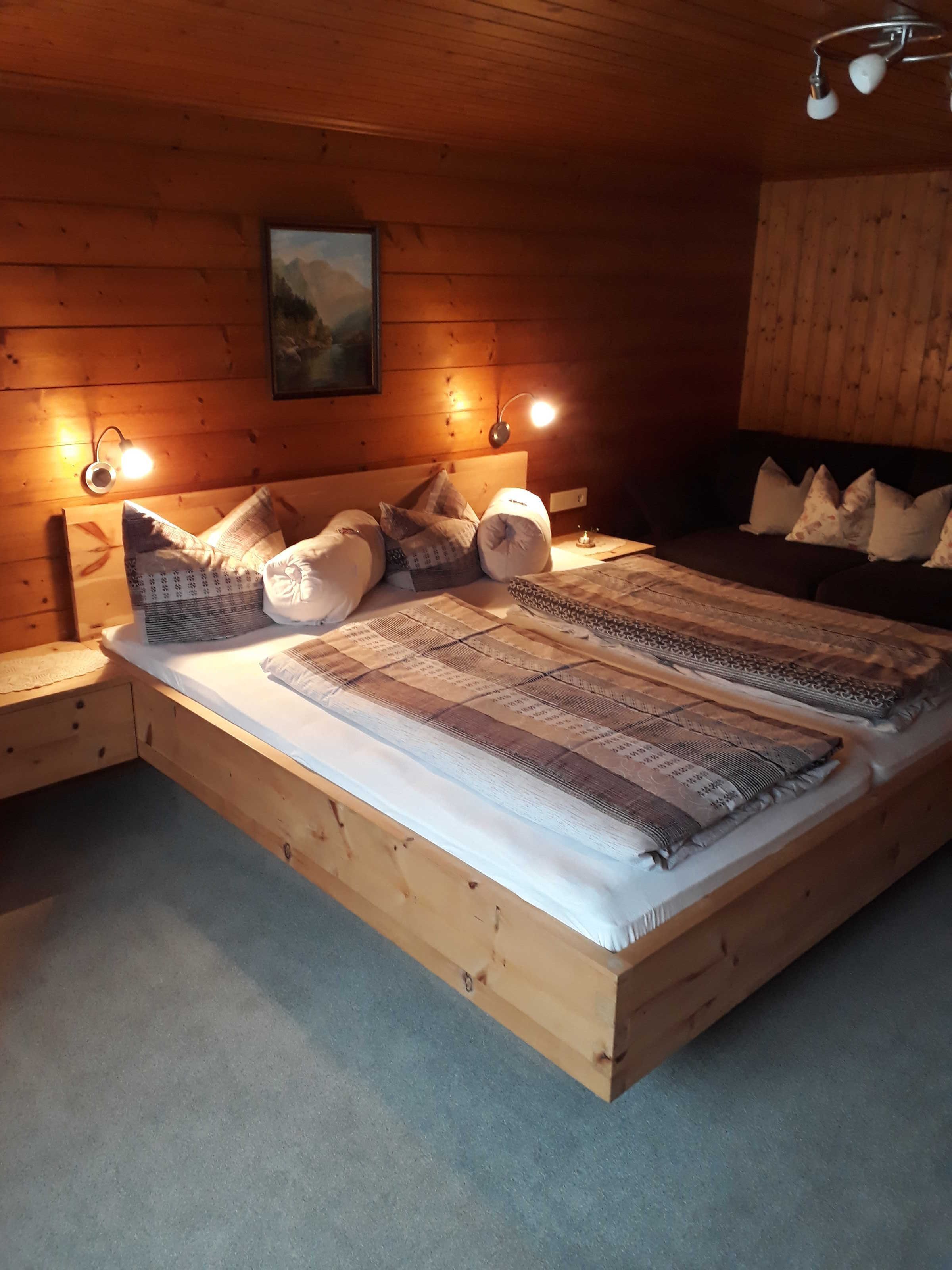 3 chambres, lit parapluie, Wi-Fi, draps fournis