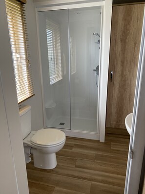 Kombinert dusj/badekar
