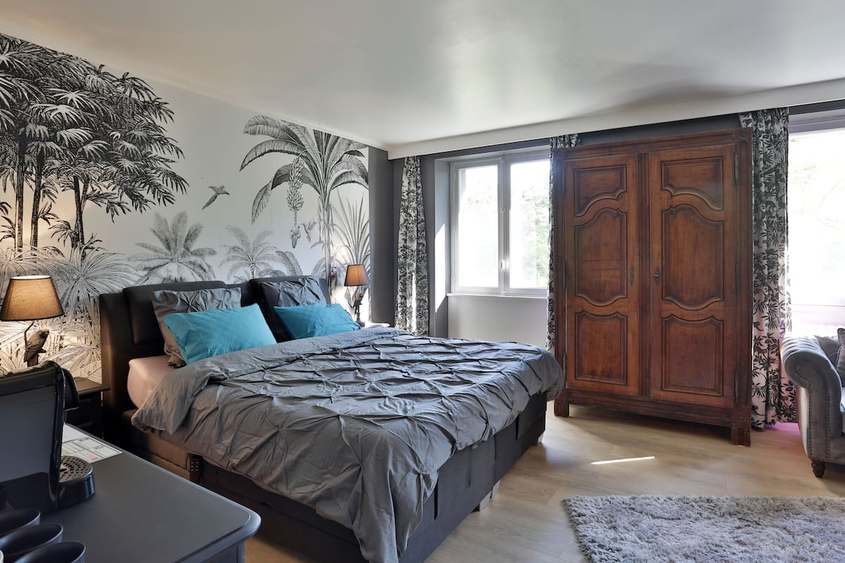 Superior Double Room | Hypo-allergenic bedding, in-room safe, blackout curtains, travel cot