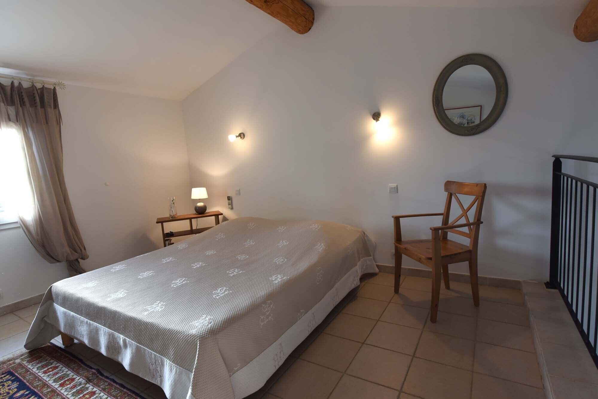 2 chambres, lit parapluie, Wi-Fi, draps fournis