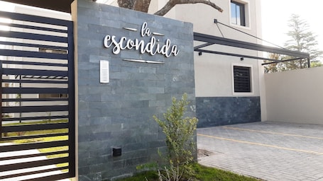 Exterior detail. La Escondida Salta 4