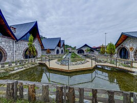 Escritorio, wifi gratis, ropa de cama