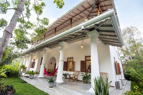 Exterior - Colonial type villa in Galle - 10 min to Unawatuna beach ! (Galle)