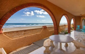 Outdoor dining - Amazing home in Cartagena (Cartagena)