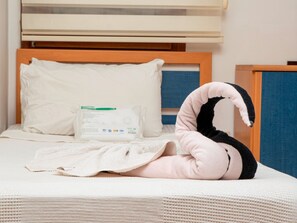 4 عدّة غرف نوم وخزنة داخل الغرفة ومكواة/لوح كي وواي فاي مجانًا