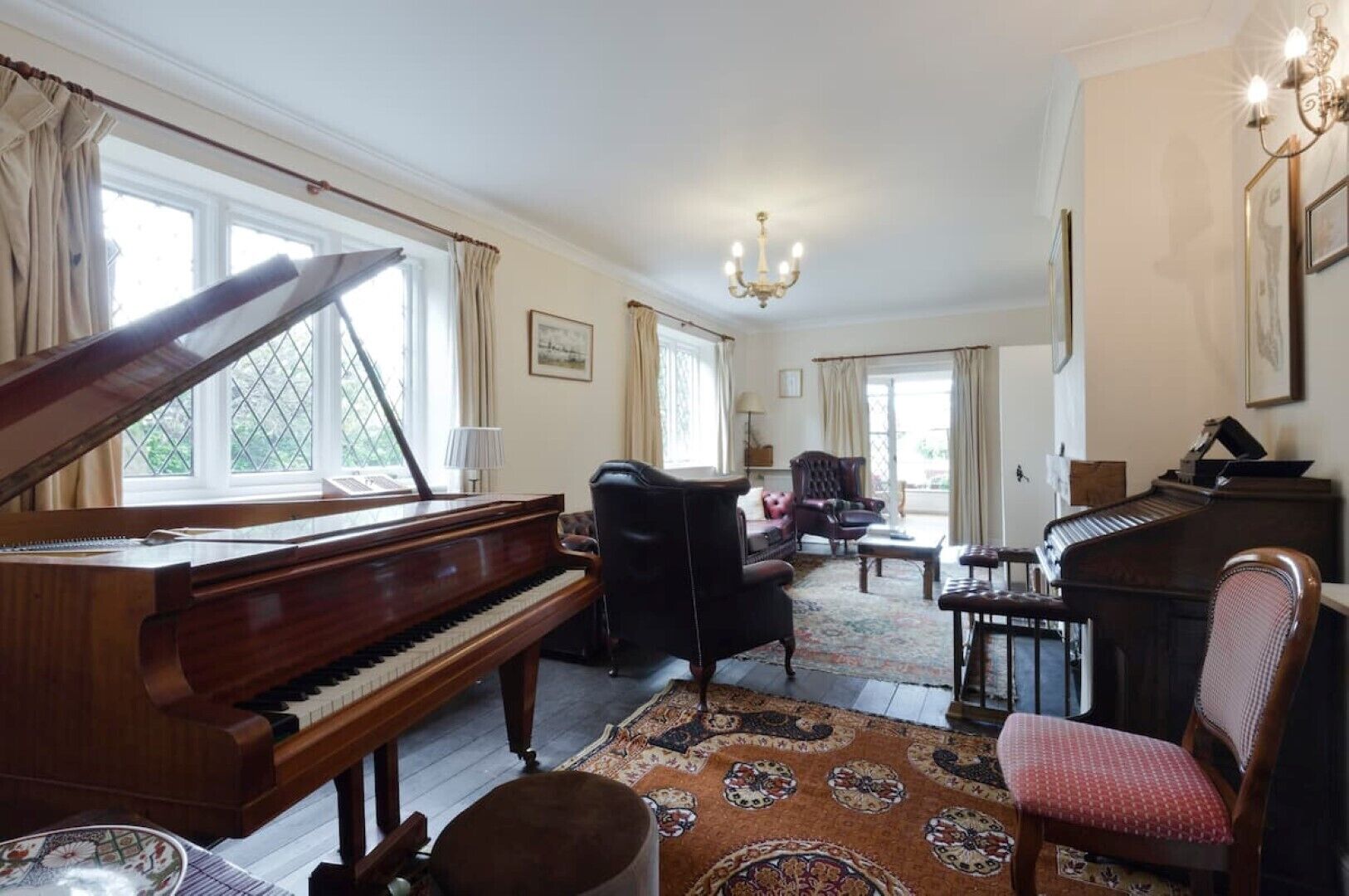 Old Wharf Cottage - Riverside Living with Swimming Pool