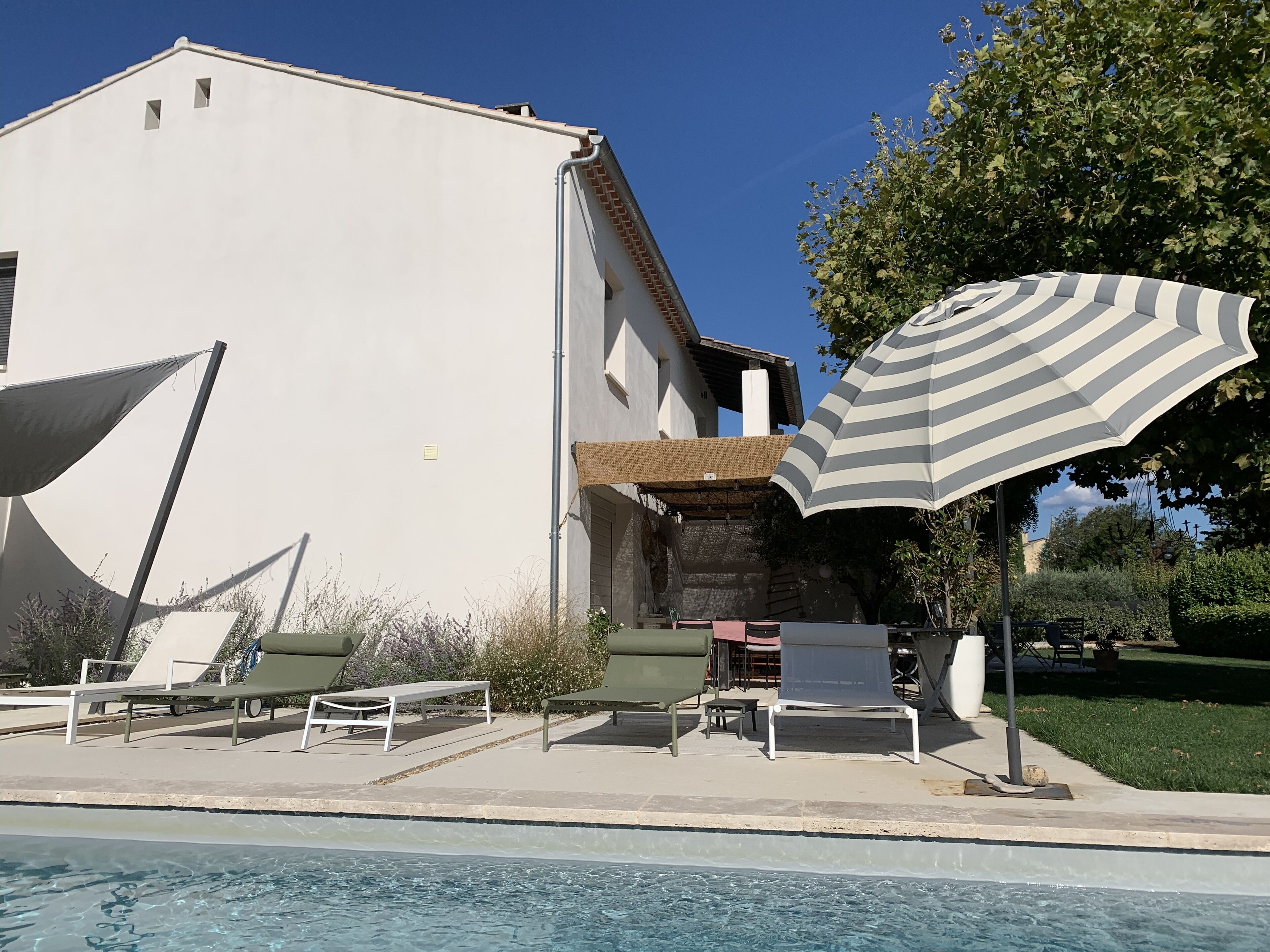 Piscine extérieure, piscine chauffée