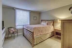 Villa, varias camas, cocina, vista al campo de golf | 3 habitaciones y wifi gratis 