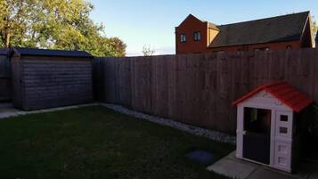 House | Kawasan hartanah