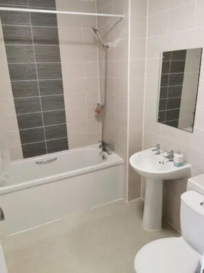Casa | Baño | Ducha y toallas