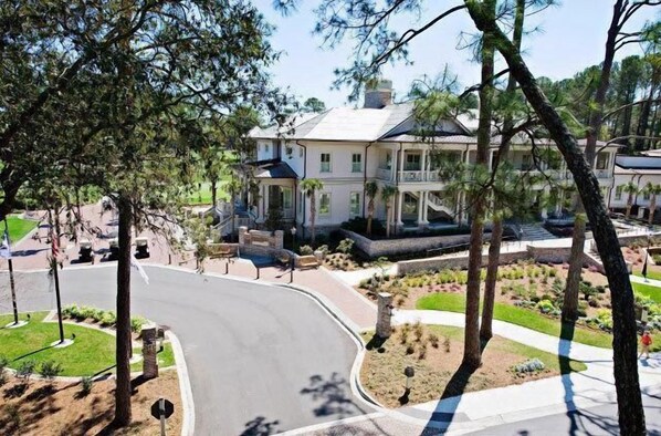 숙박 시설 구내