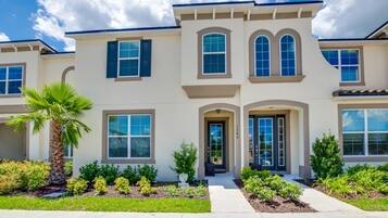 Townhome, 5 Bedrooms | Exterior