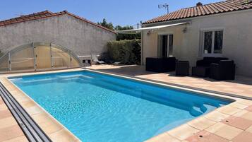 Piscine extérieure, piscine chauffée