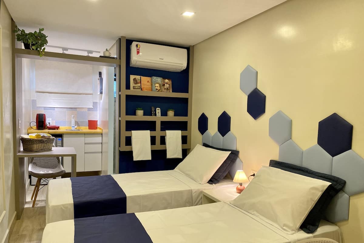 City Twin kamer | Hypoallergeen beddengoed, een kluis op de kamer, individueel gedecoreerd