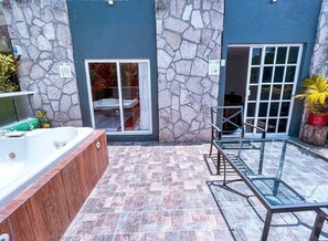 Terrace/patio - La Adelita just 5 minutes walk to the beach 🏖 (Playa del carmen)