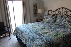 3 bedrooms, iron/ironing board, travel cot, free WiFi