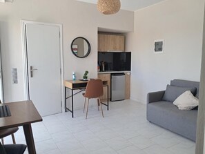 Classic Suite | Laptop workspace, blackout drapes, soundproofing, iron/ironing board - Secret Garden Hotel (Platanias)