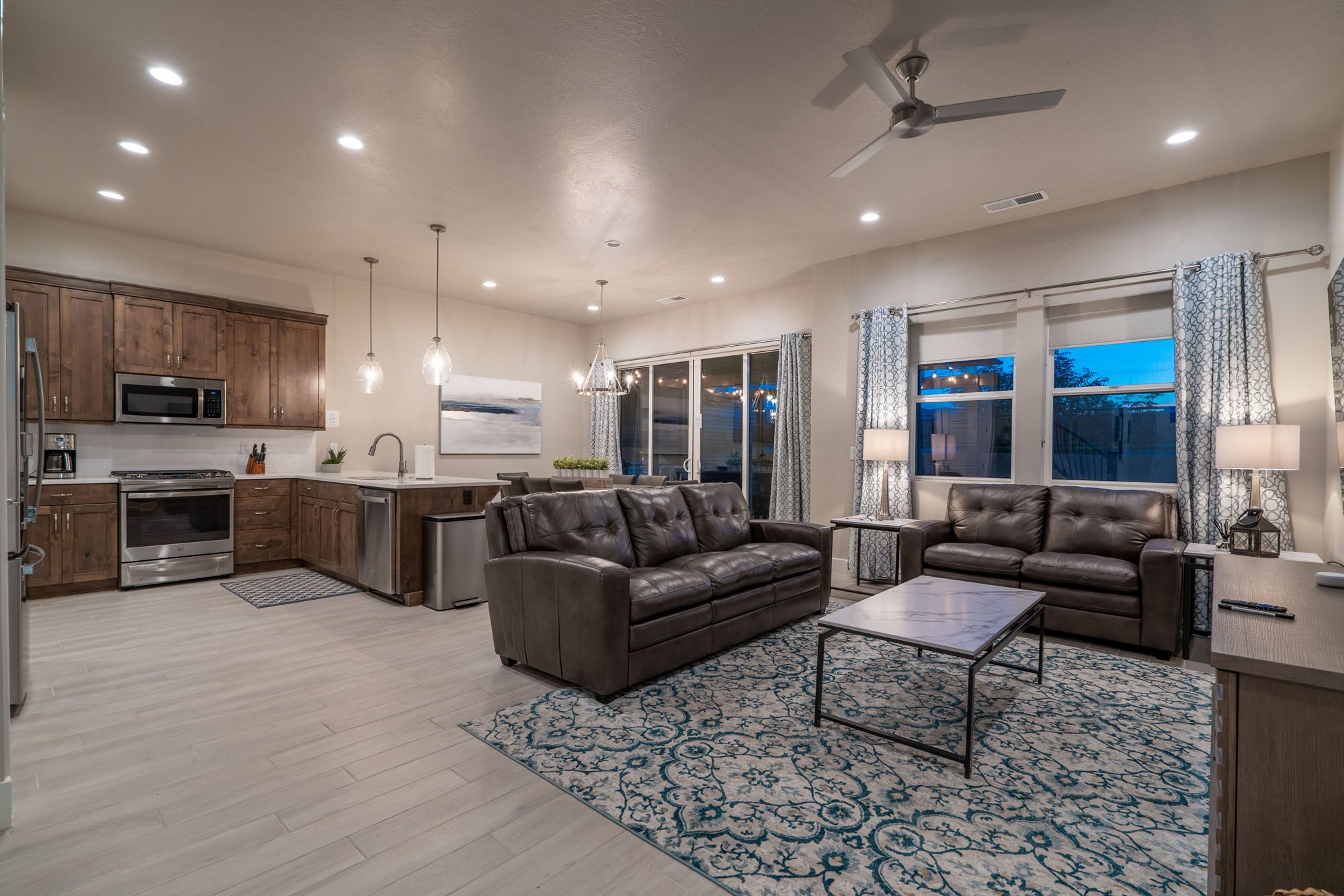 Private Pool, Spa, Fire Pit- 5 Bed/6 Bath- Ocotillo Springs