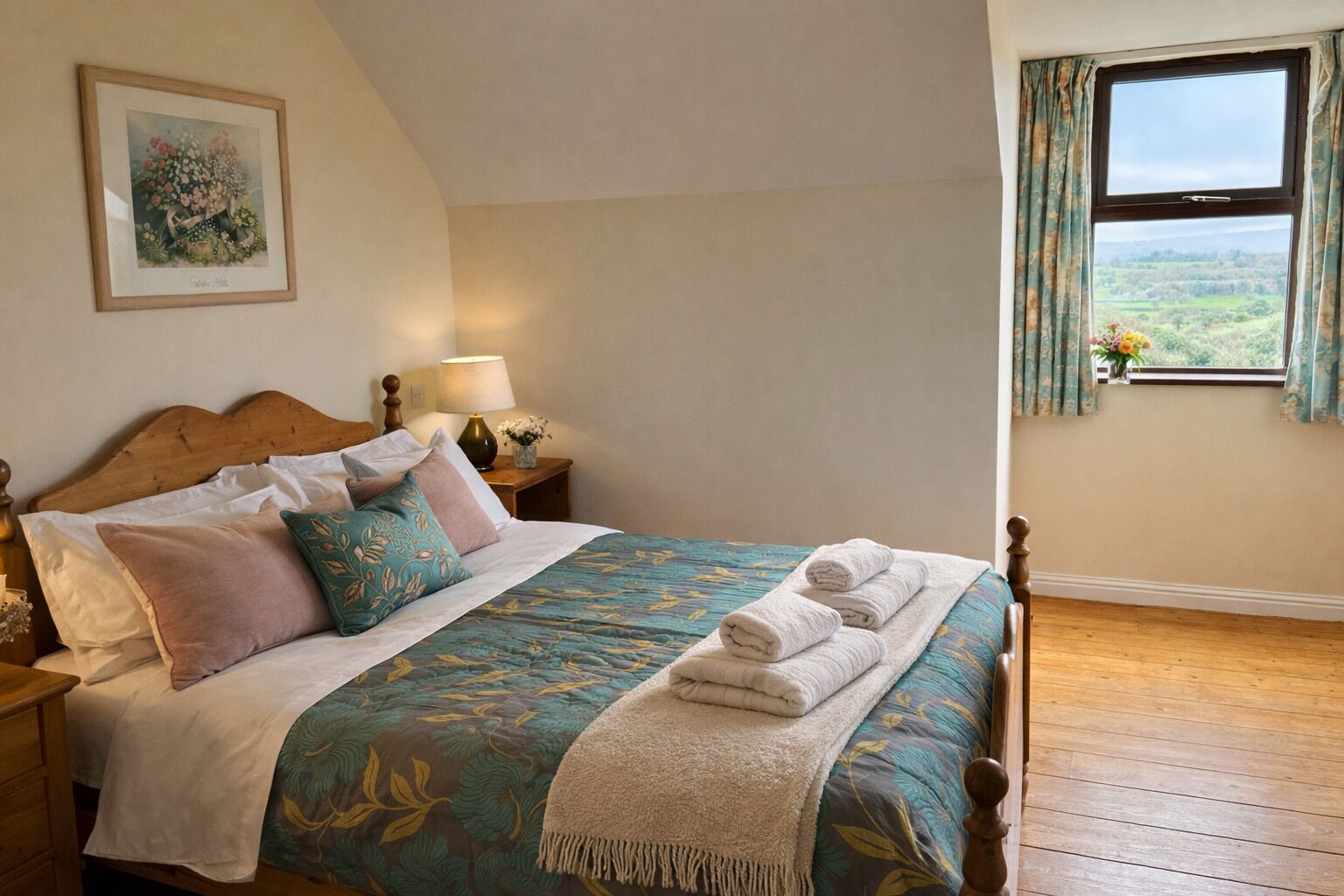 3 bedrooms, iron/ironing board, travel cot, free WiFi
