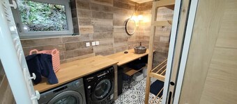 La Buguoise, Family Apartment for 6 People + 1 Baby