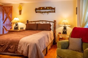 3 bedrooms, desk, free WiFi, bed sheets